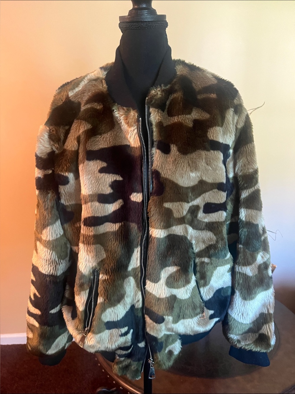 Ladies Camouflage Faux Fur Bomber Jacket - Green Camo